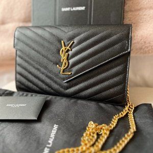 YSL- CASSANDRE MATELASSÉ CHAIN WALLET IN GRAIN DE POUDRE EMBOSSED LEATHER